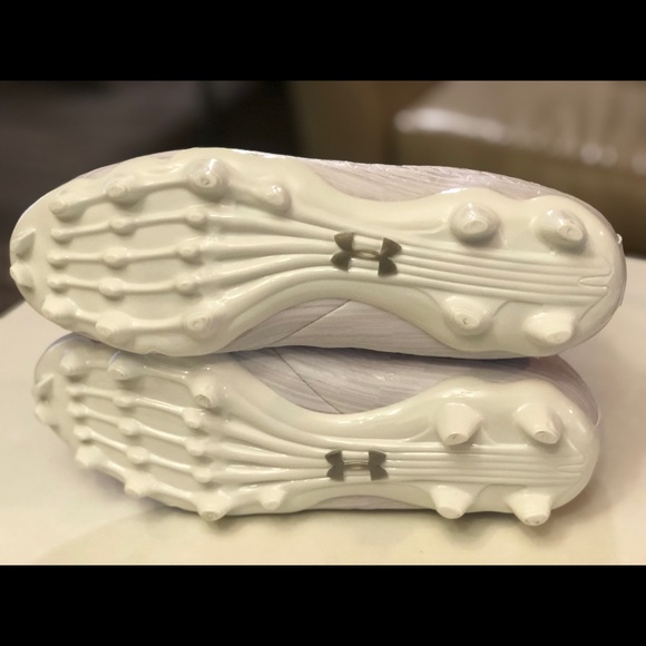 🛑SOLD🛑Under Armour Highlight 1297358-100 - Picture 7 of 8